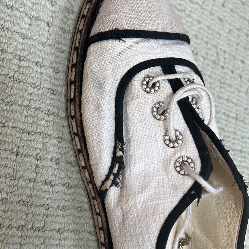 🔴🆑Authentic CHANEL Shoes 🆑🔴❤️ - Picture 7 of 11